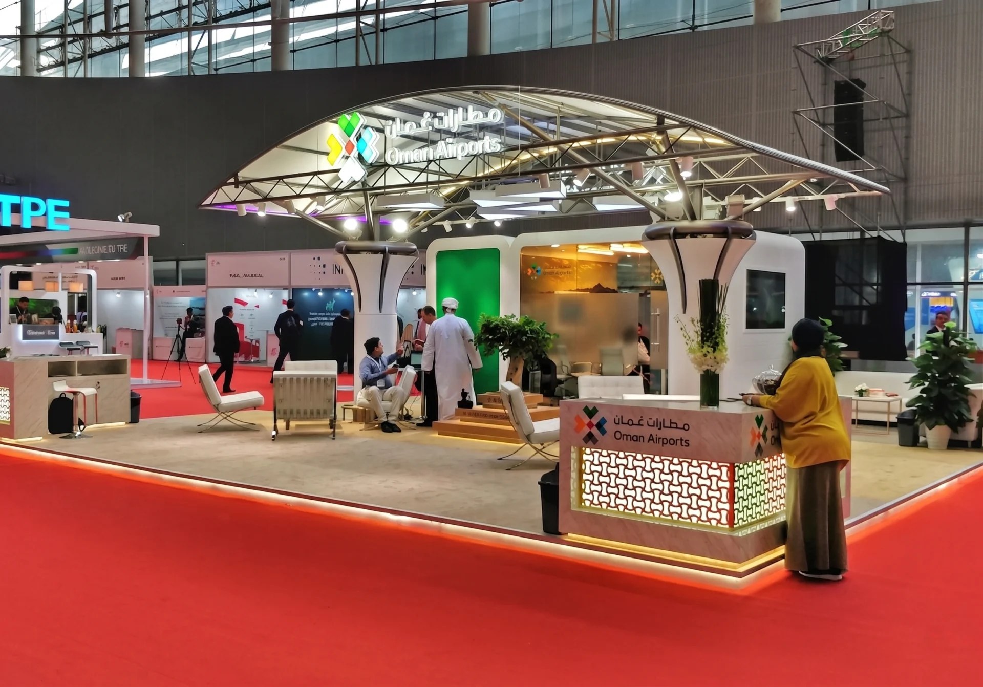 Custome Stands